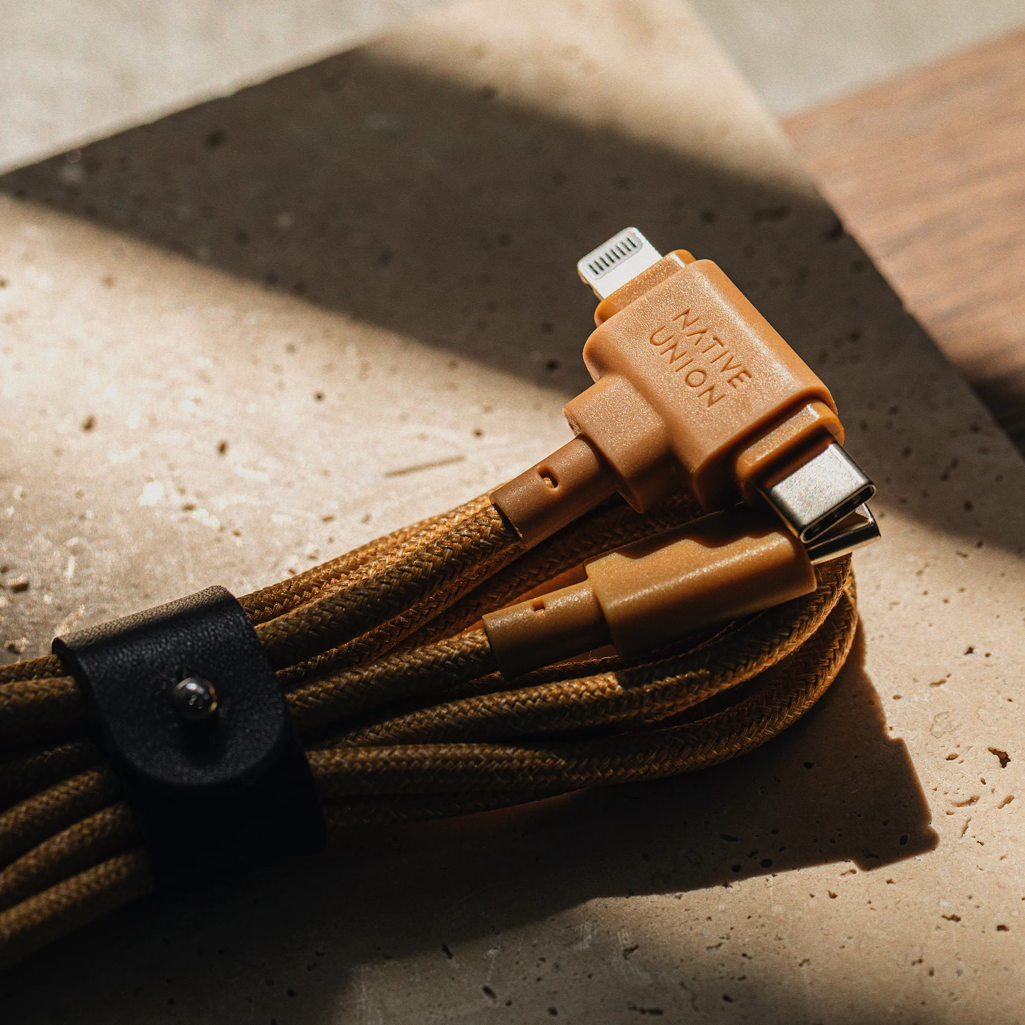 3-Pack Belt Cable Duo (USB-C to USB-C & Lightning) - Image 7