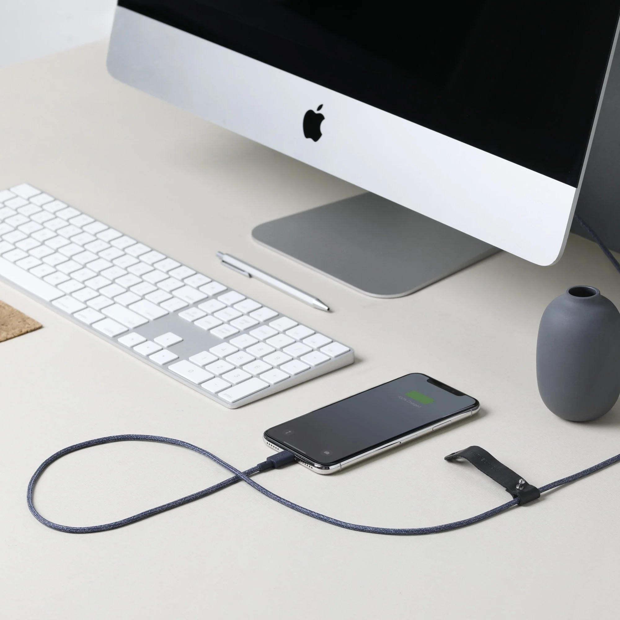 Belt Cable (USB-A to Lightning) - Responsible Packaging - Image 7