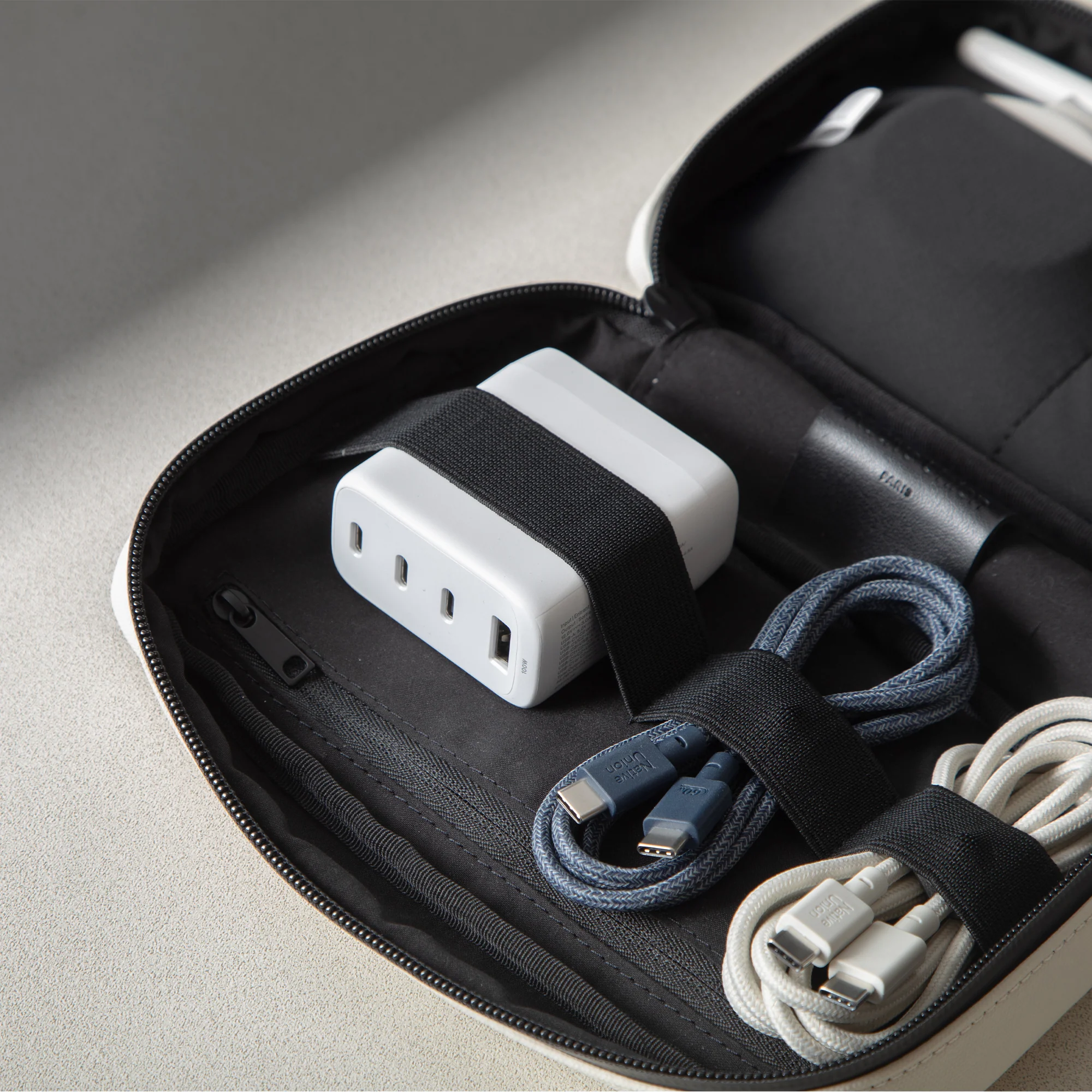 Fast GaN Charger PD 100W - Image 2