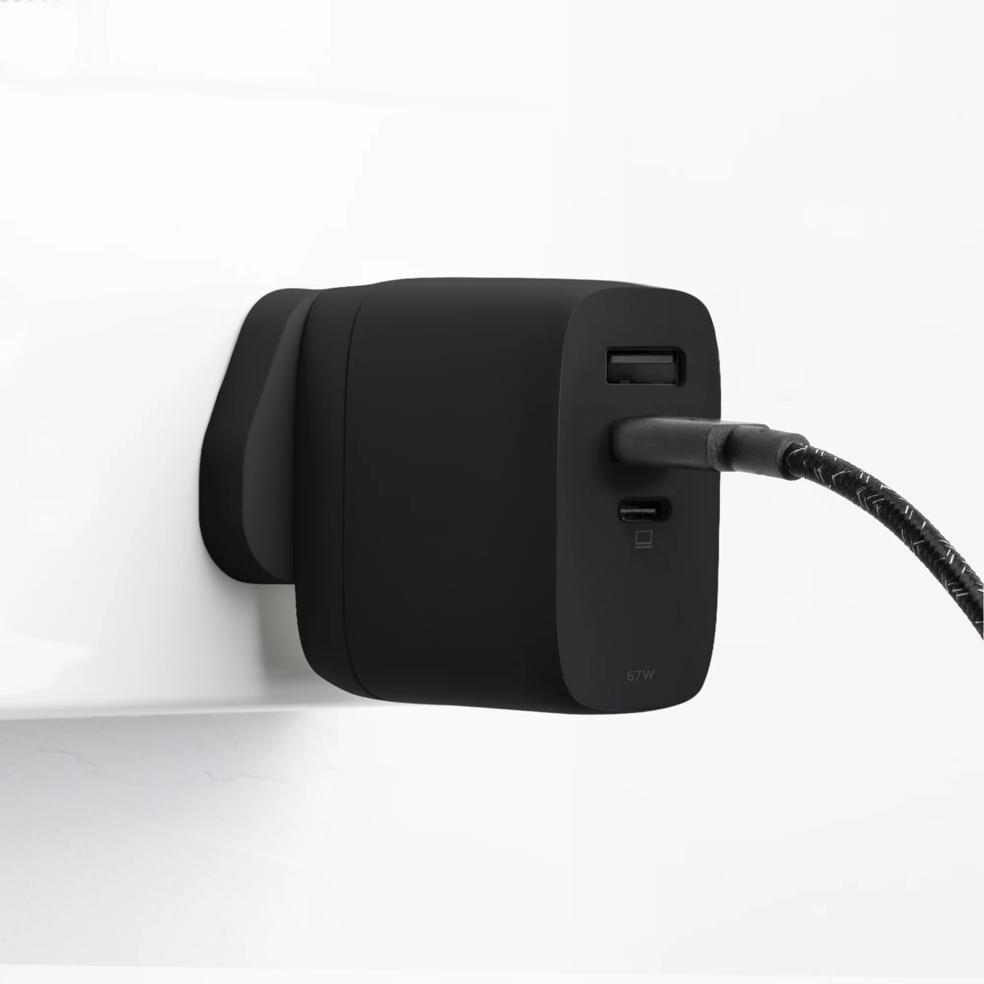 International Fast GaN Charger PD 67W (3 ports) - Image 13