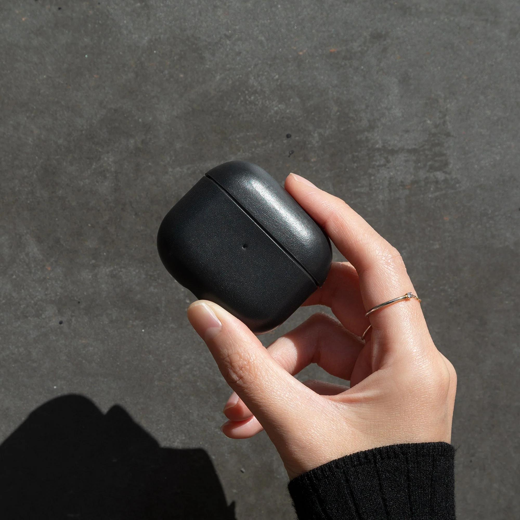 Leather Case for AirPods (Gen 3) - Image 10