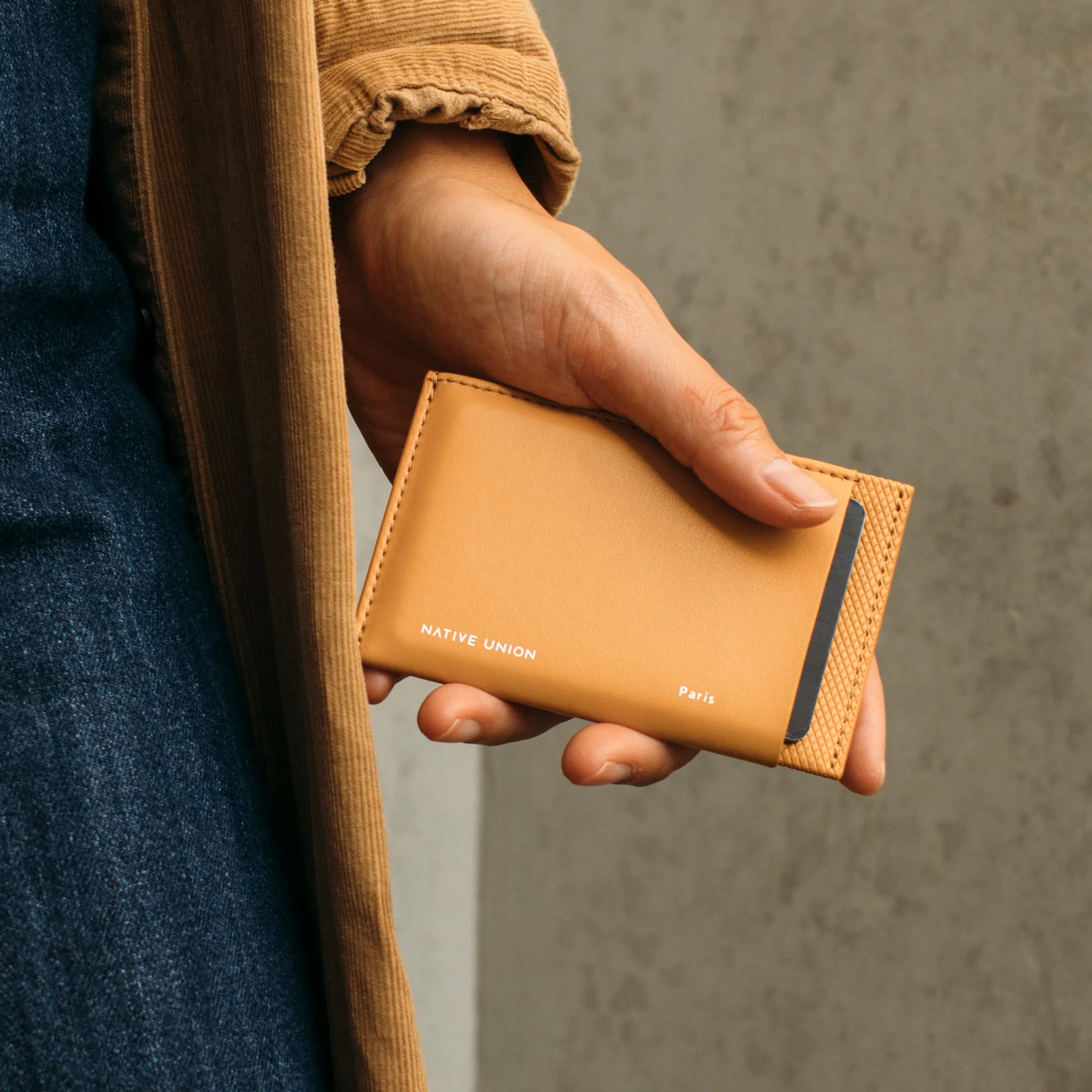 (Re)Classic Card Holder - Image 6