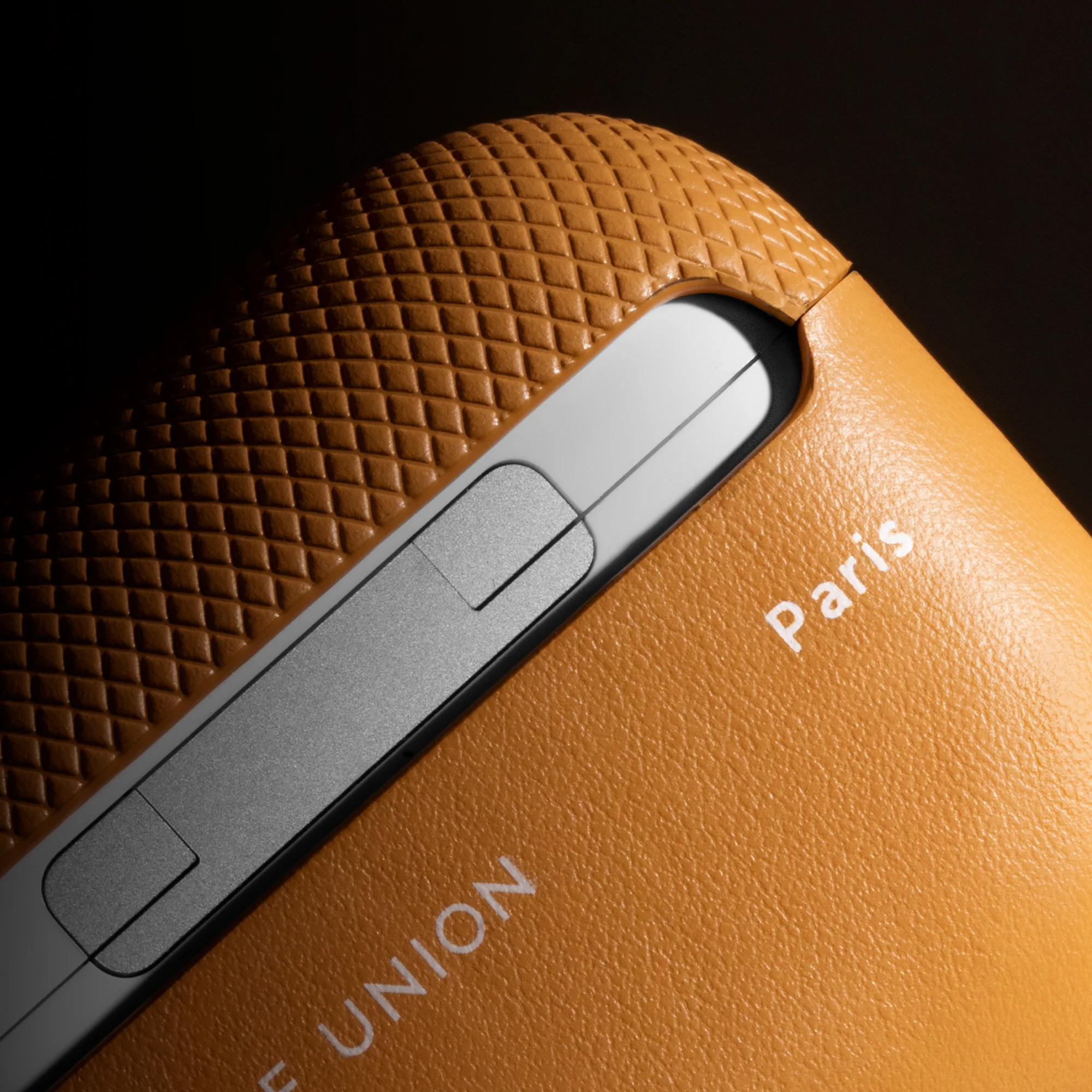 (Re)Classic Case for AirPods Pro (Gen. 1 & 2) - Image 8