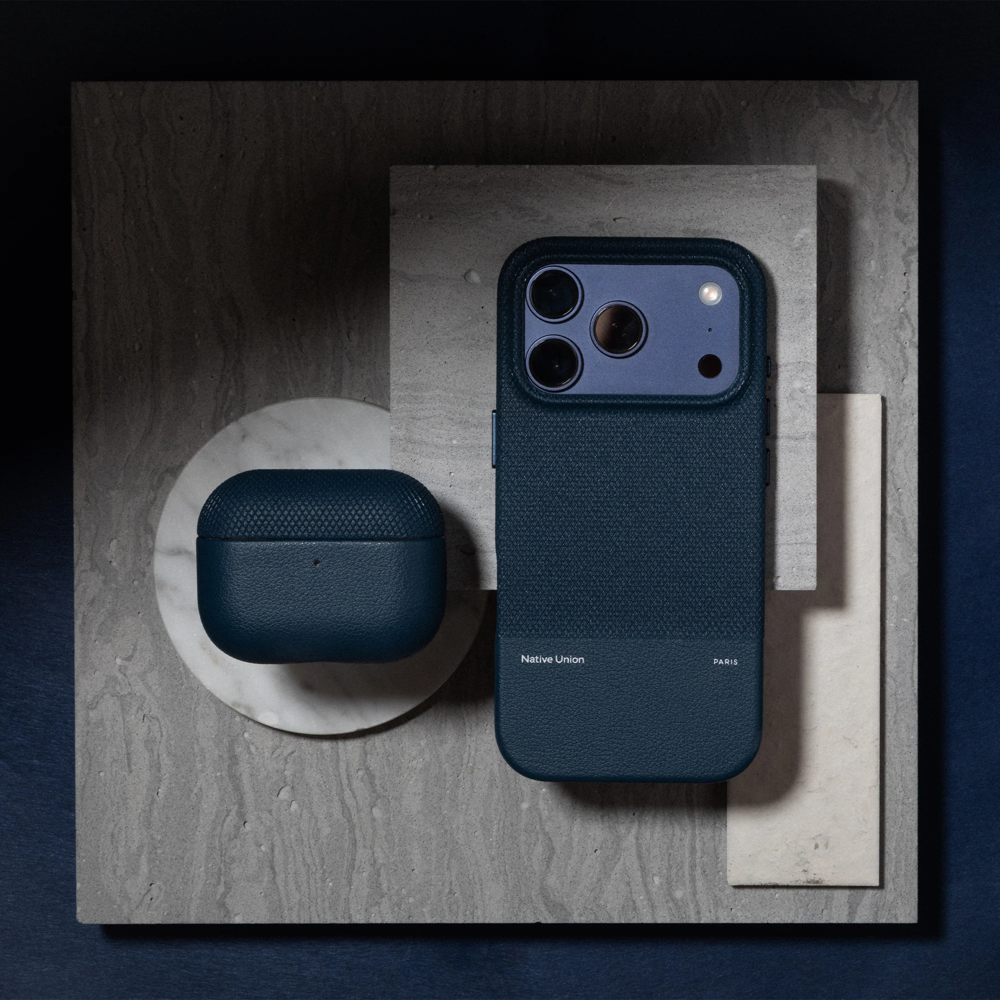 (Re)Classic Case for AirPods Pro 3 - Image 14