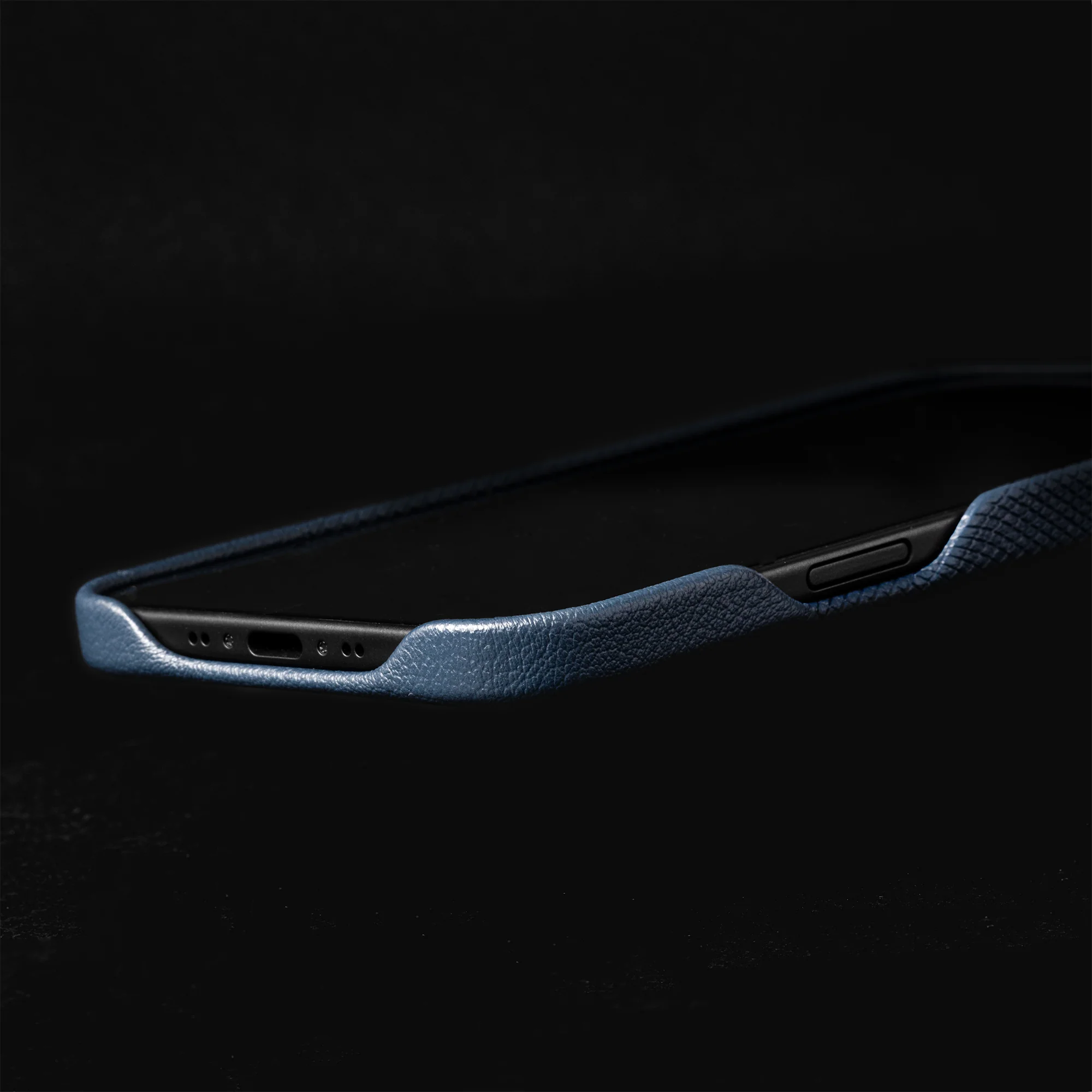 (Re)Classic Case for iPhone 17 - Image 60