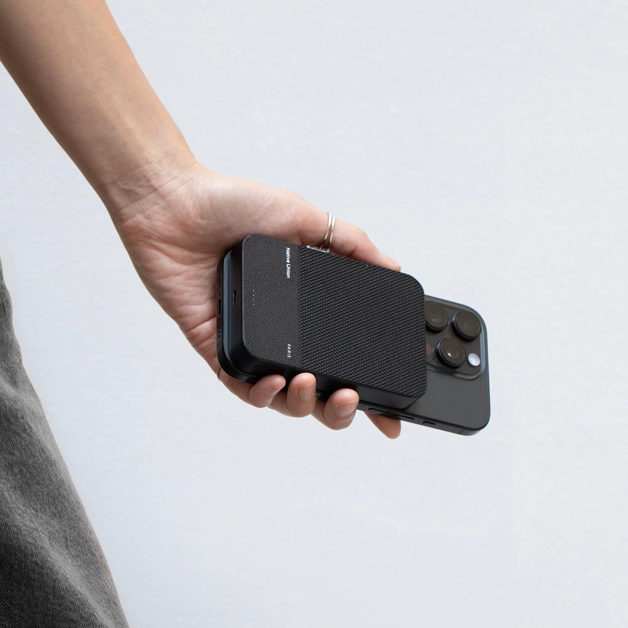 (Re)Classic Power Bank 10000mAh | Magnetic - Image 14
