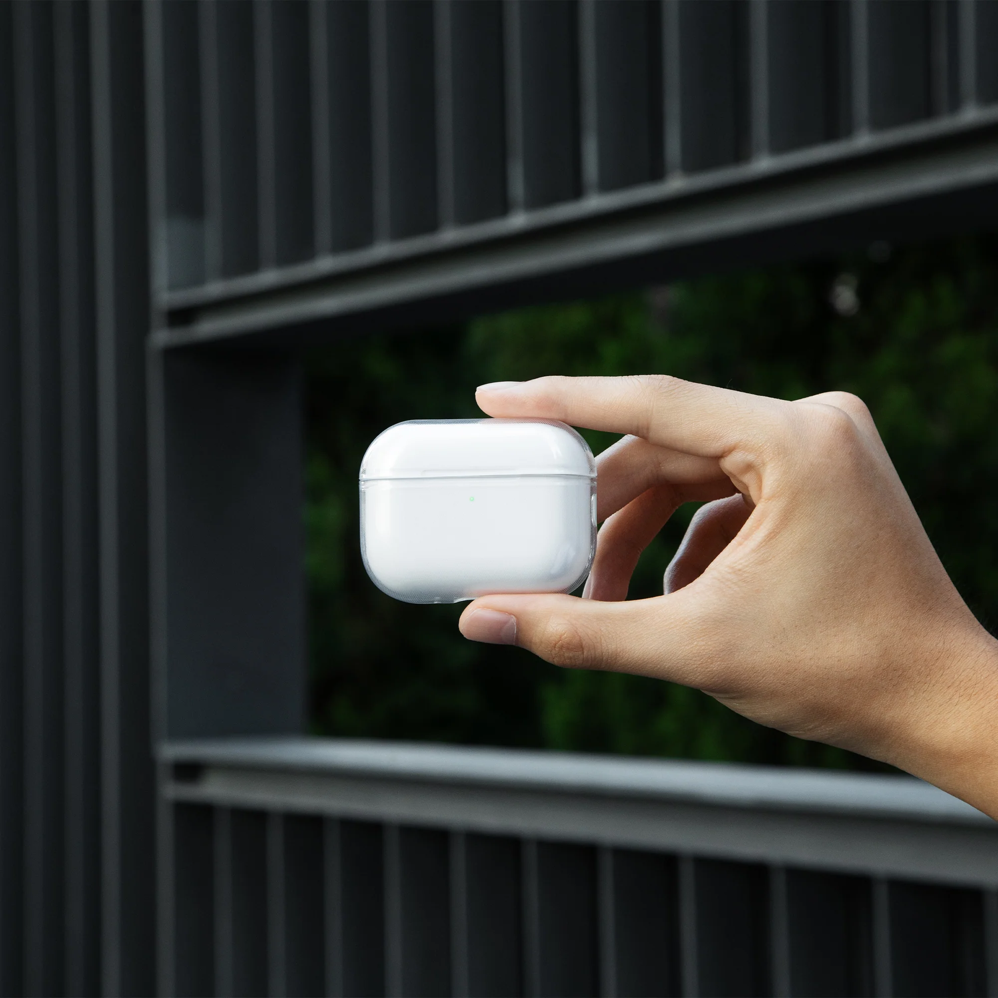 (Re)Clear Case for AirPods Pro 3 - Image 6