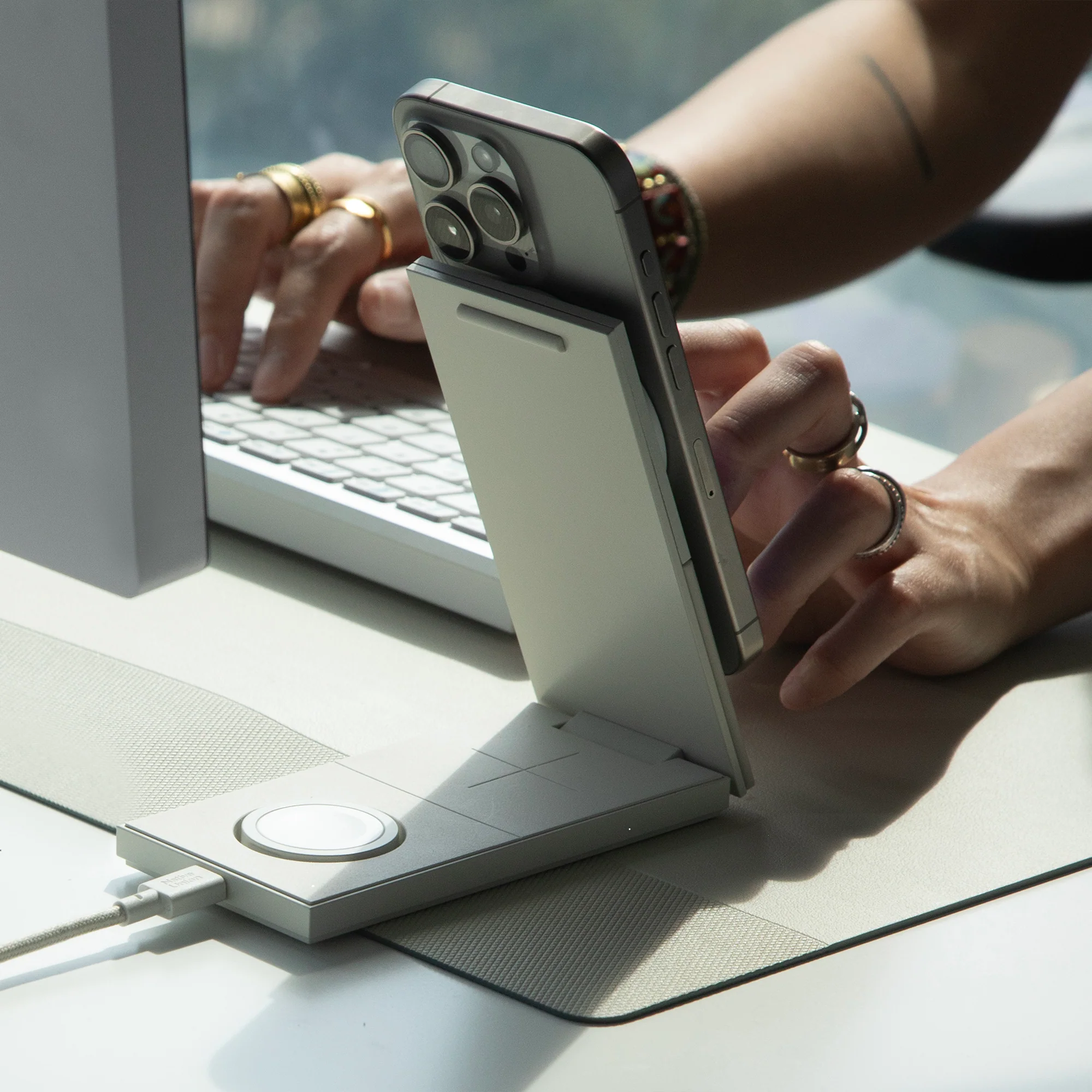 Rise 3-in-1 Magnetic Wireless Charger - Image 9