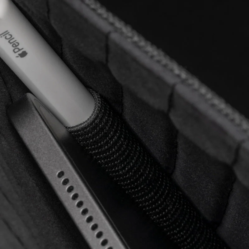 Stow Slim for iPad Air (M2, 4th, 5th Gen) - Image 3