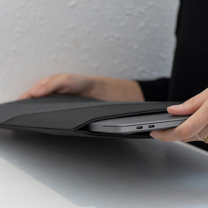 Stow Slim for MacBook (16") - Image 10