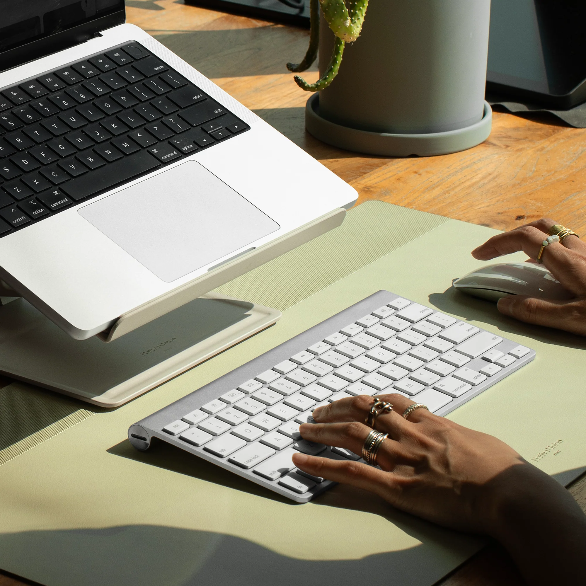 The Perfect Desk - Image 4
