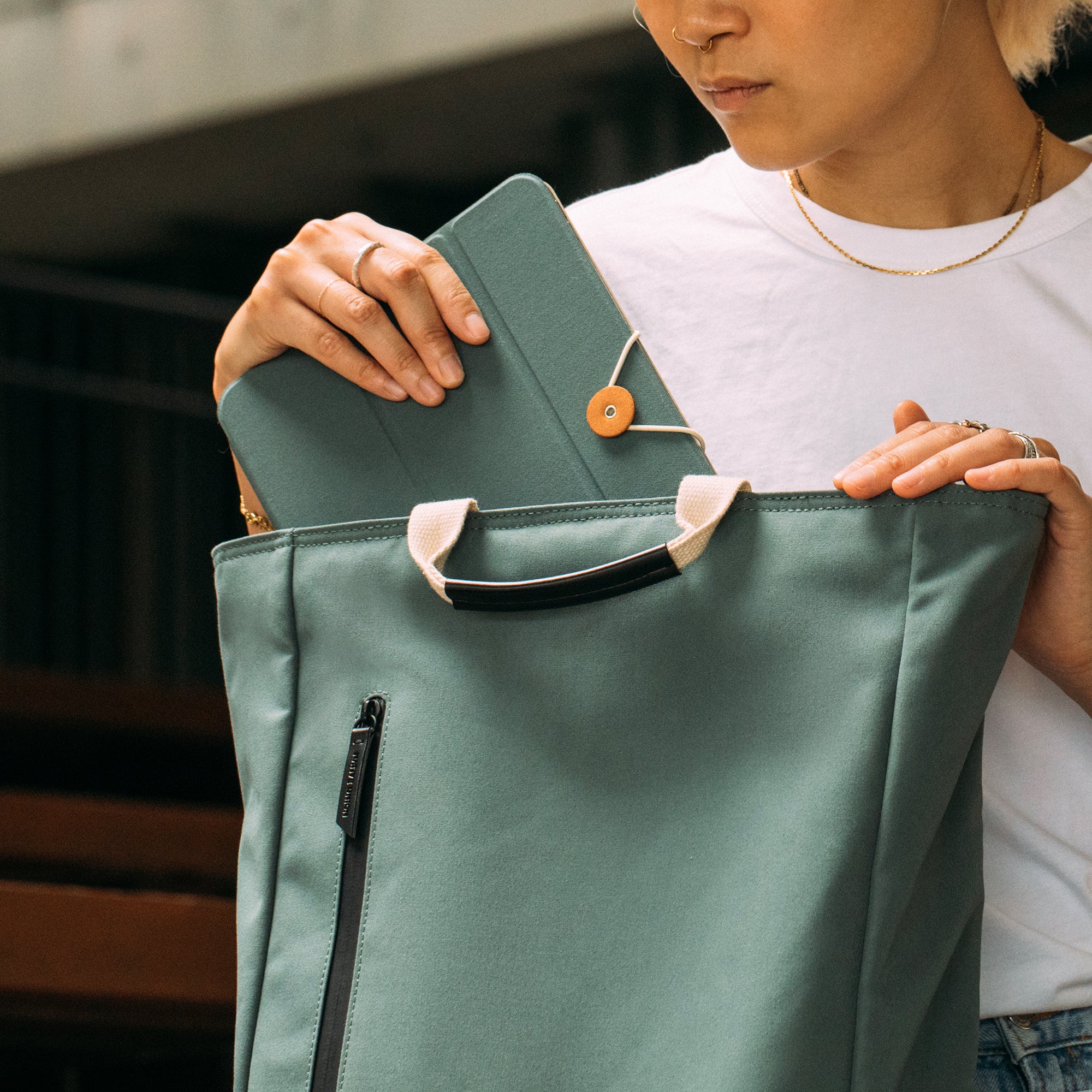 W.F.A Folio for iPad Pro (12.9") - Image 17